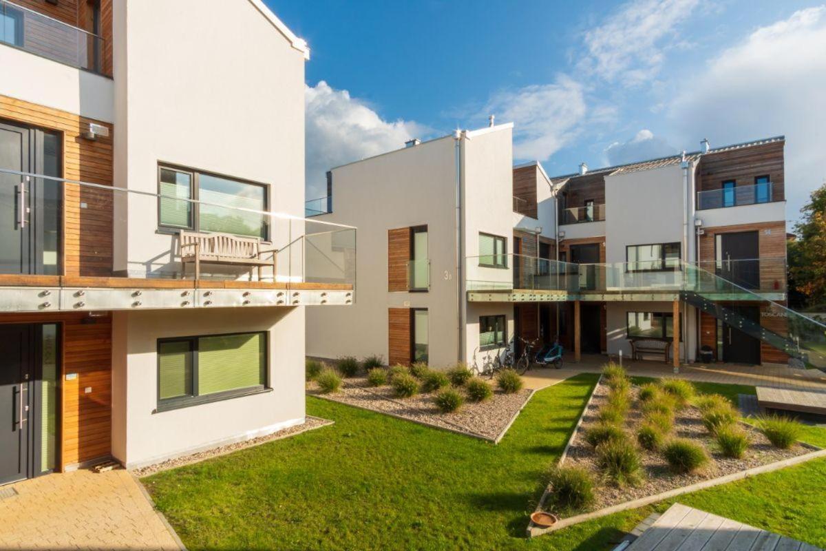Haus-Wilhelmsplatz-Wohnung-Heimathafen Хайлигенхафен Экстерьер фото